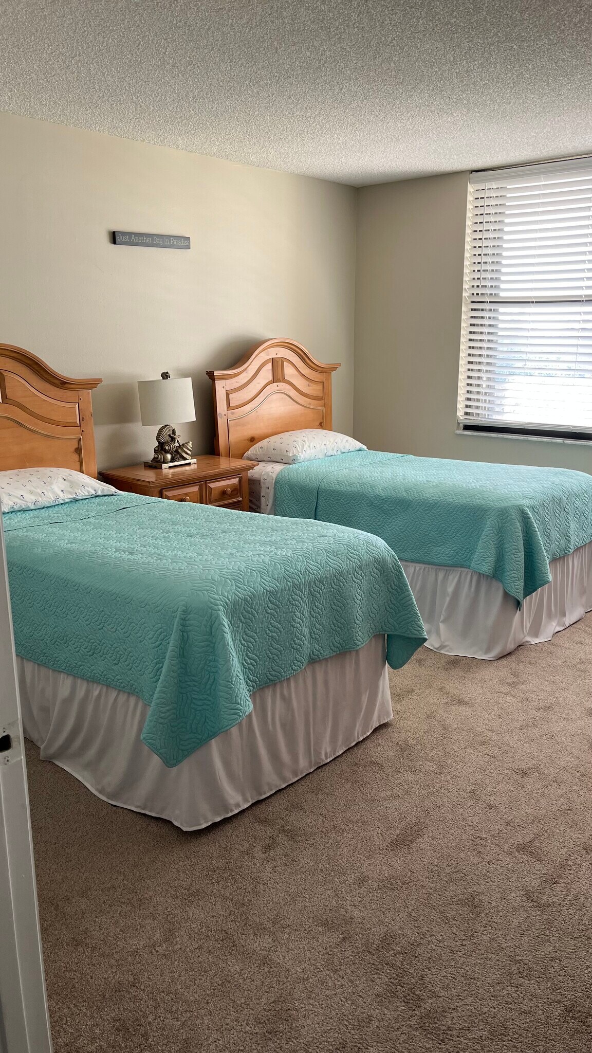Guest Bedroom - 9650 S Ocean Dr