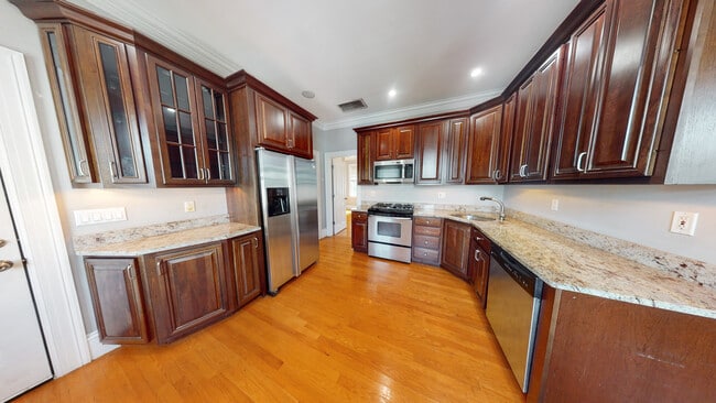 Building Photo - 30-32 Ward St