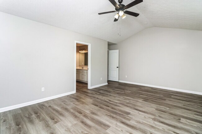 Building Photo - 7087 Littlebrook Way