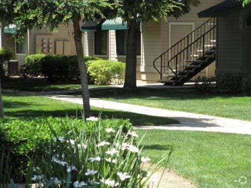 Primary Photo - Riverland Apartments