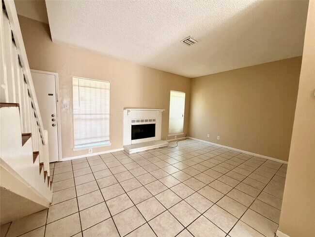 Building Photo - 12400 Brookglade Cir