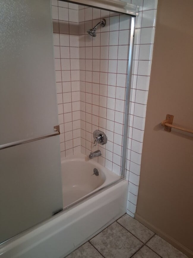 Building Photo - 5939 Petite Ct
