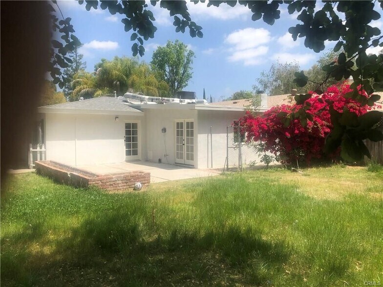 Building Photo - 23144 Dolorosa St