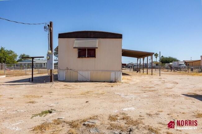 Building Photo - Manufactured home with NO HOA and Plenty of Space