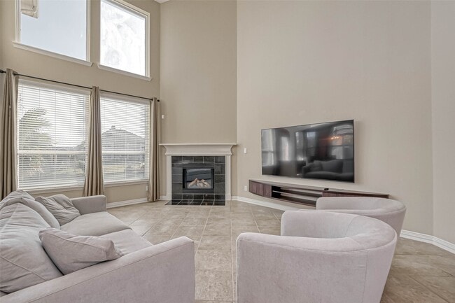 Building Photo - 17827 Circular Quay Ln