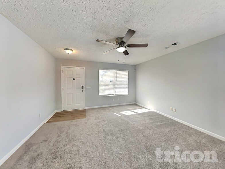 Building Photo - 135 Nacoochee Way