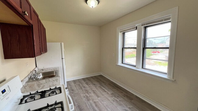 Building Photo - 8748 S Dauphin Ave