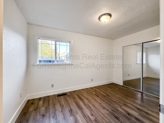 Building Photo - 2229 88th Ave