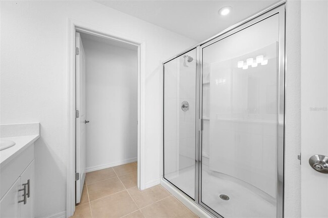 Building Photo - 5913 Laurelcrest Gln
