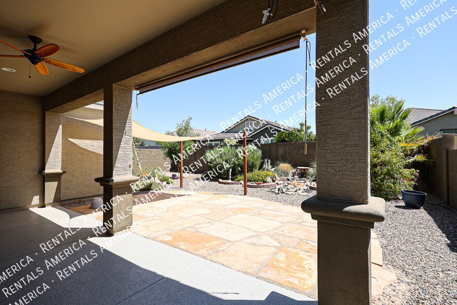Building Photo - 41335 W Almira Dr