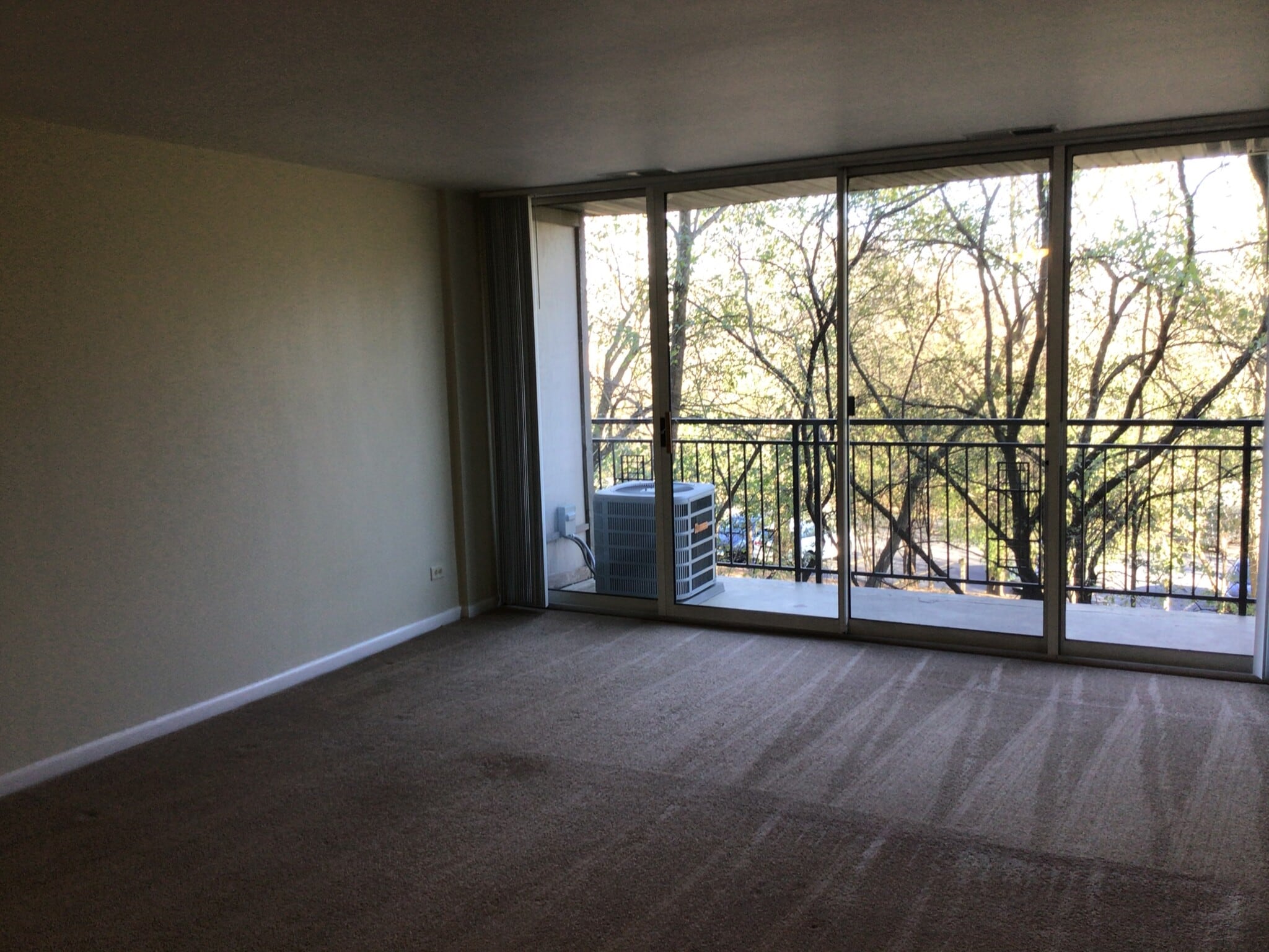 Building Photo - 1811 Four Lakes Ave