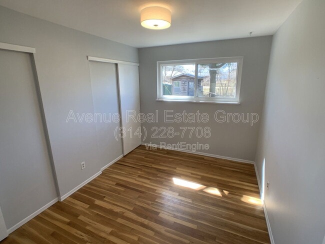 Building Photo - 858 Hazelvalley Dr