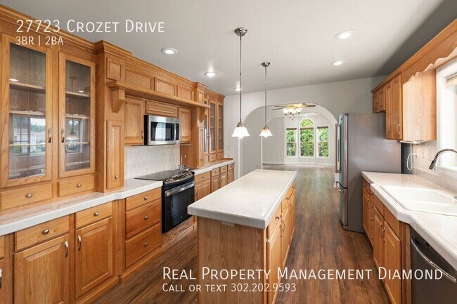 Building Photo - 27723 Crozet Dr