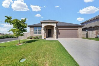 Building Photo - 6901 Boss Ranch Rd
