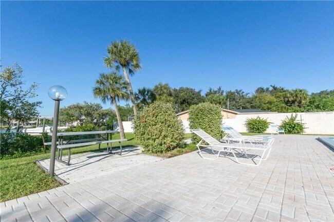 Building Photo - 4632 Marine Pkwy