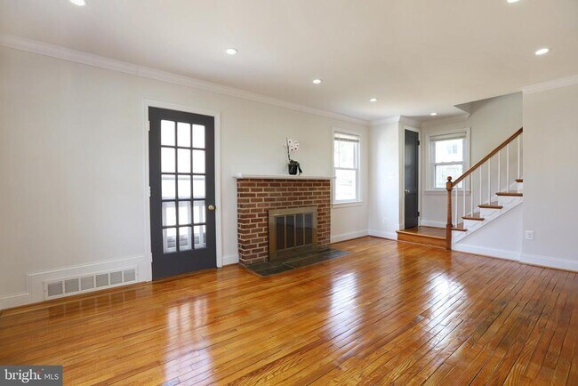 Building Photo - 5432 23rd St N