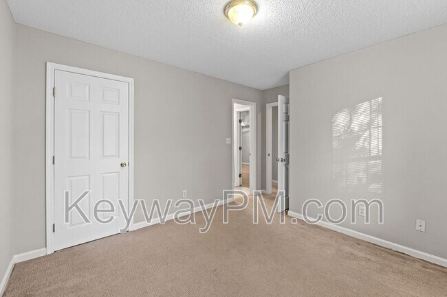 Building Photo - 2011 Summer Valley Way