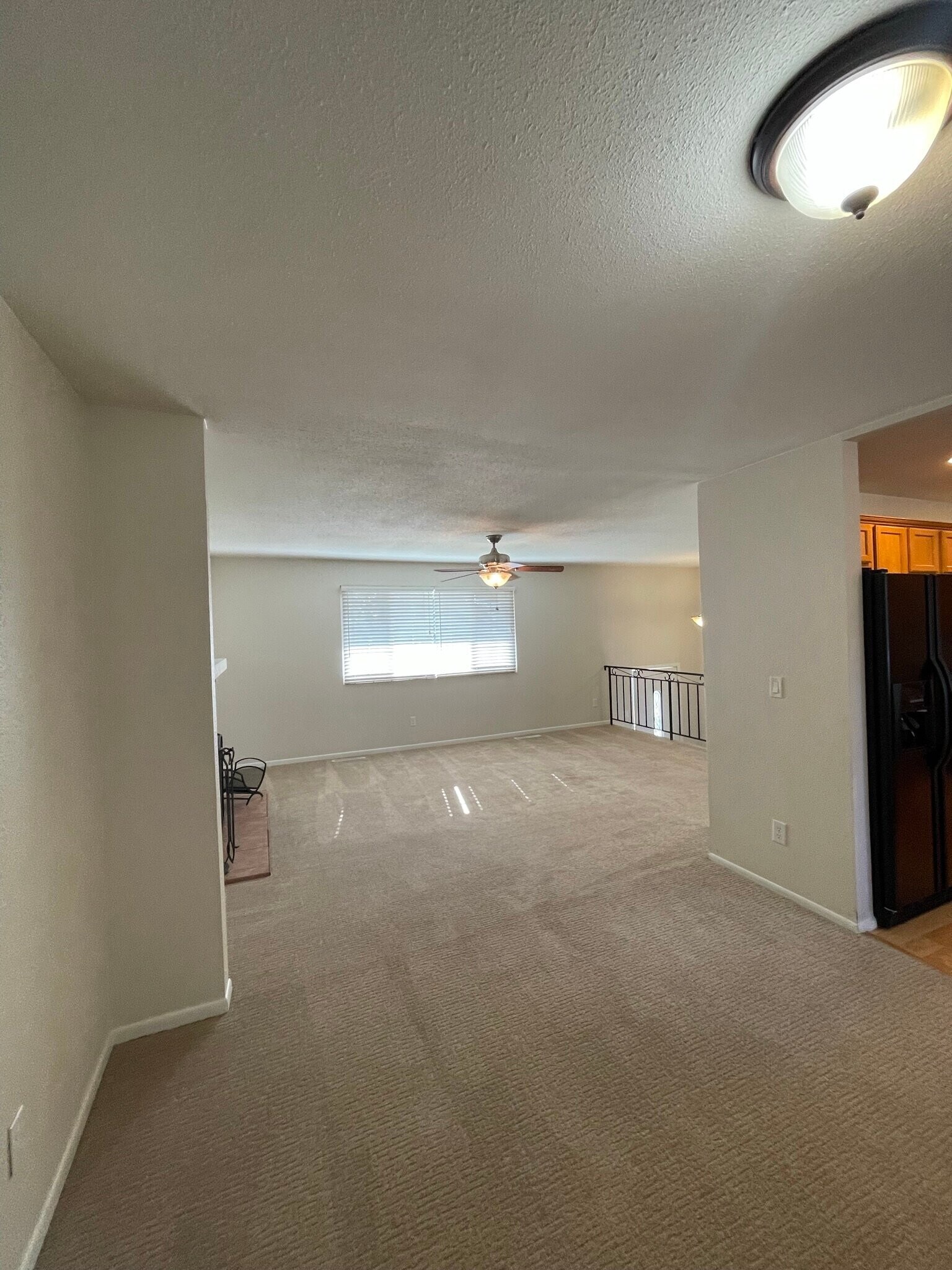 Building Photo - 2640 Villa Loma Dr