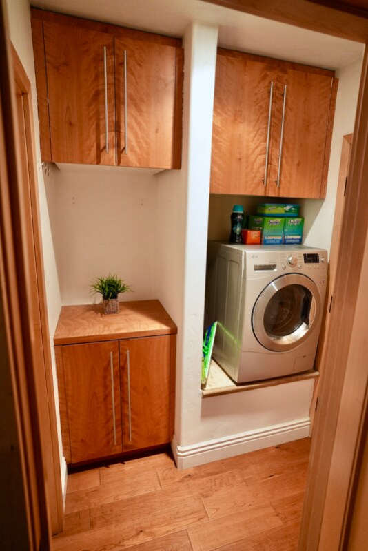 Building Photo - 1049 Felspar St