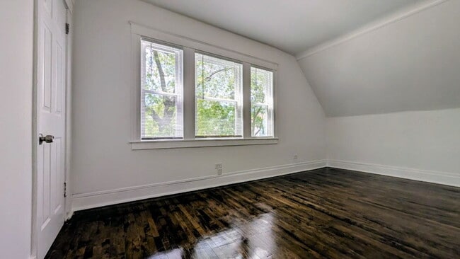 Building Photo - Updated 3-Bedroom | 1.5-Bath | Central AC | In-Unit Laundry – $1,800/month