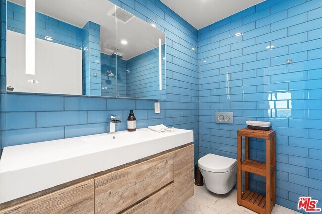 Building Photo - 2526 Cordelia Rd