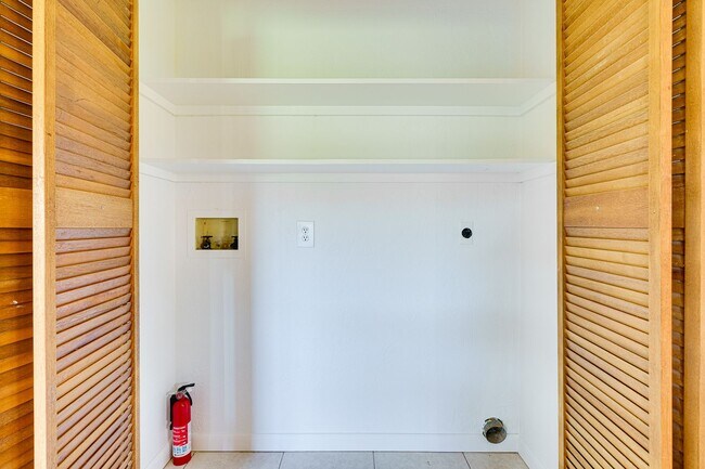 Building Photo - Beautifully upgraded two-story rental home...