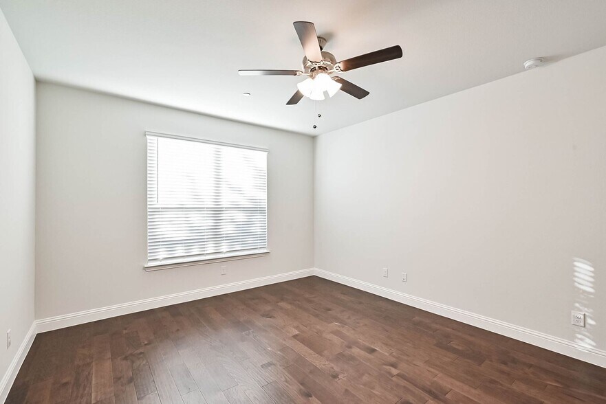 Building Photo - 4248 Mingo Dr