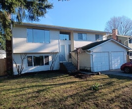 Building Photo - Rental