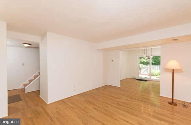 Building Photo - 8302 Moline Pl