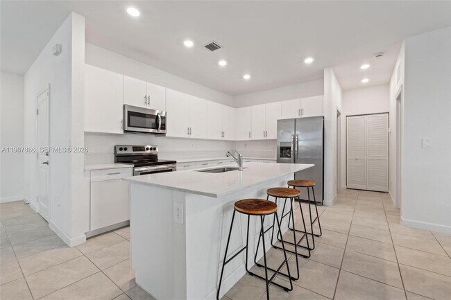 Building Photo - 11903 SW 241st St