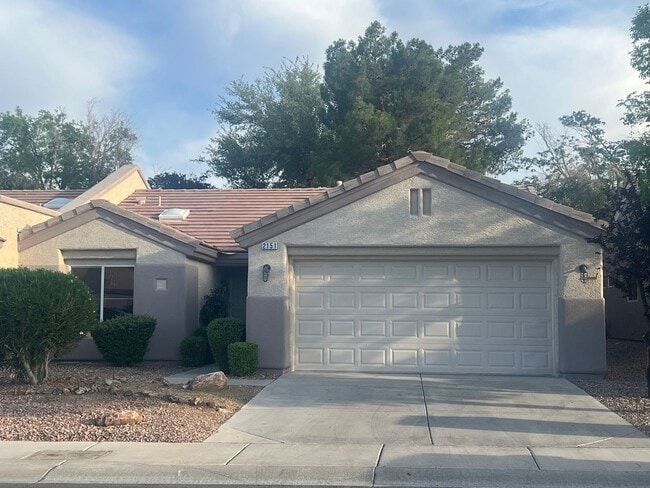 Primary Photo - Beautiful Attached Dual Townhouse