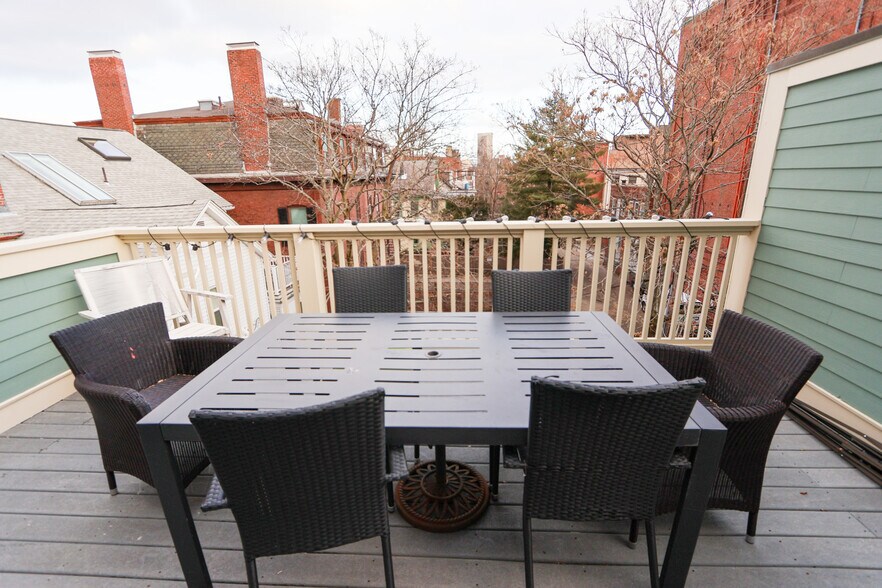 Building Photo - 2 Harvard Sq