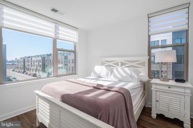 Building Photo - 3101 Riseview Ln