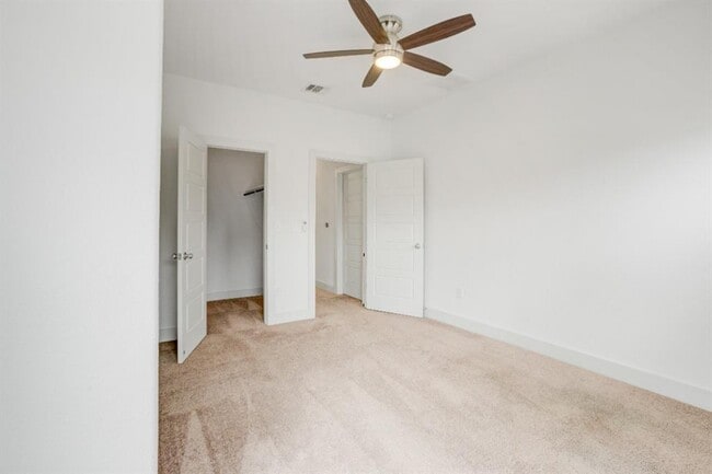 Building Photo - 5915 Swayden Ln