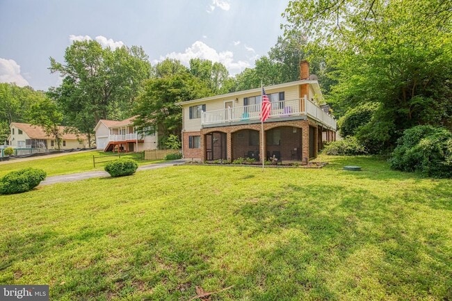 Primary Photo - 388 Monument Dr