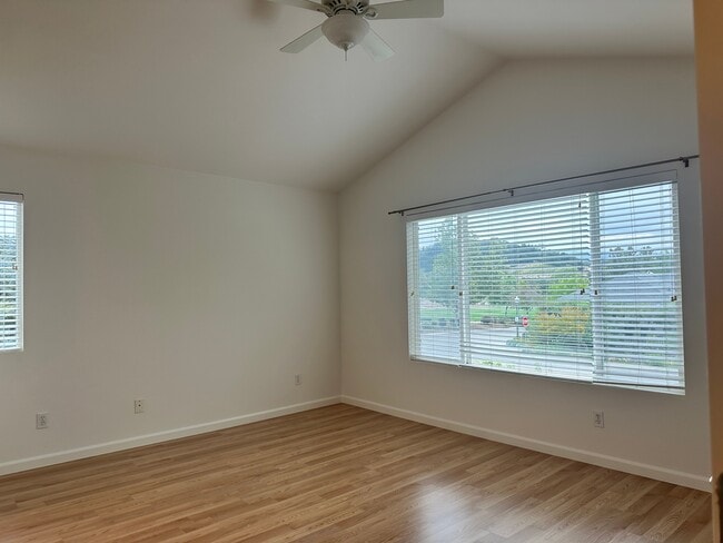 Building Photo - 1708 Spur Ridge Ln