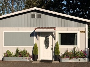 Building Photo - 2B/1 BA House in Lakeland North neighborhood of Auburn, $2,100/mo.