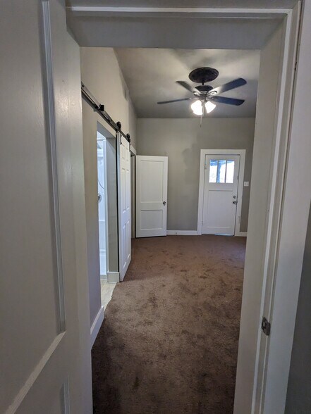 Building Photo - 1022 W Morgan St