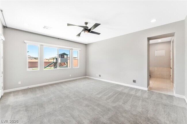 Building Photo - 8477 Wolf Mountain Ct