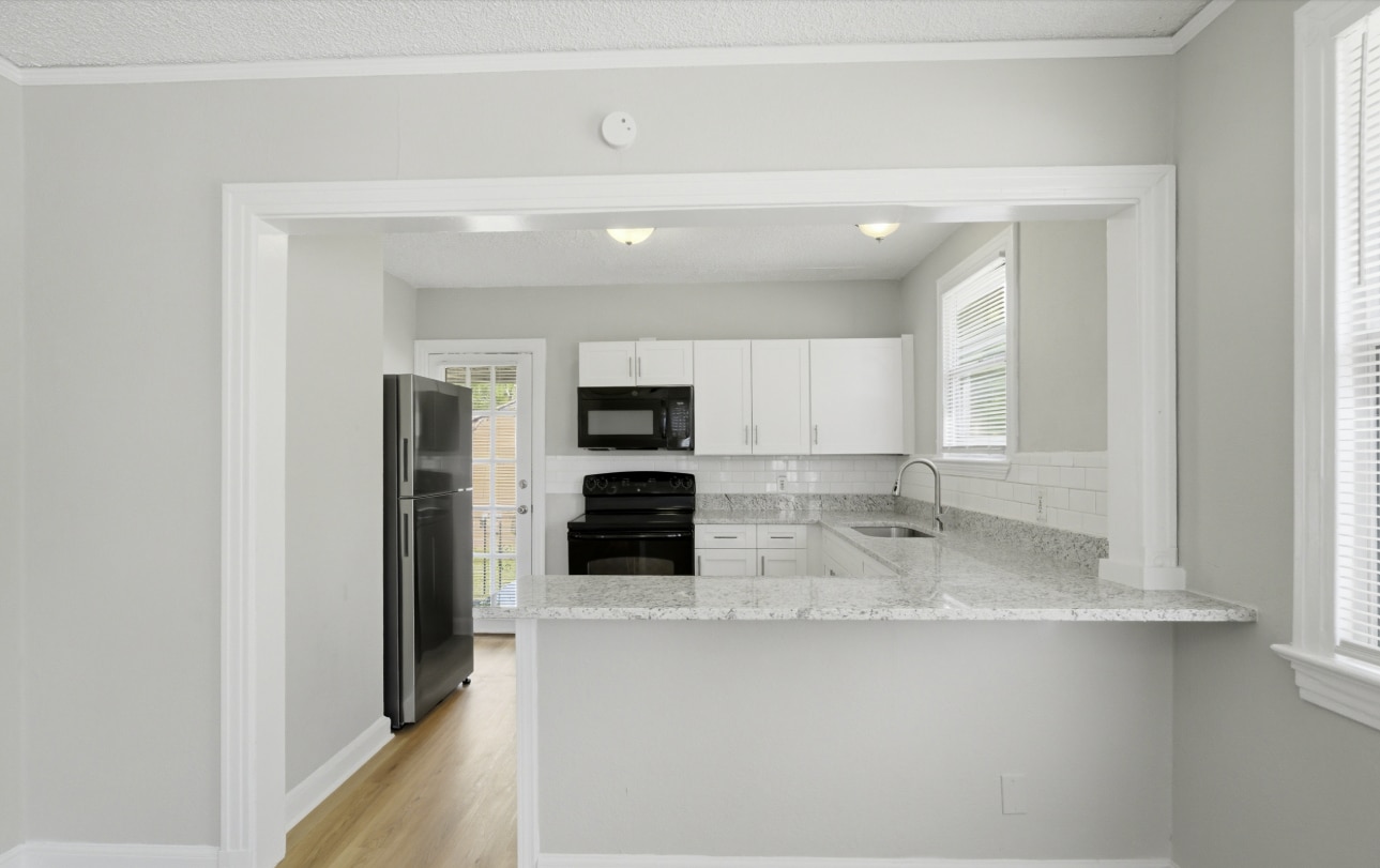 Building Photo - 6716 Perry St