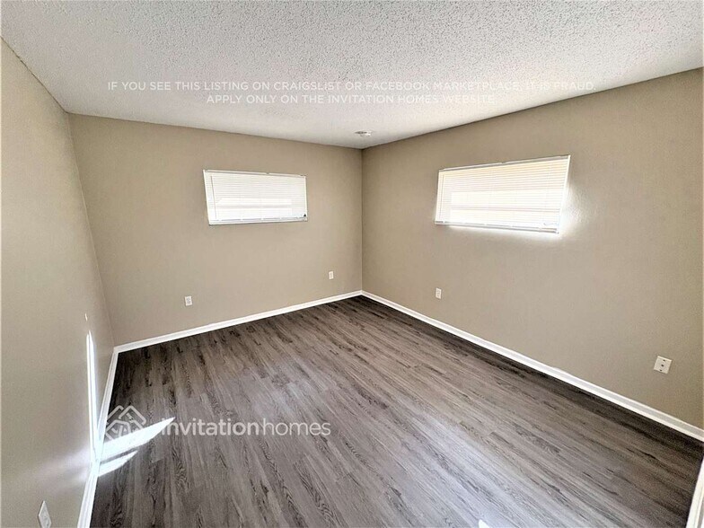 Building Photo - 7210 Meadowbrook Dr