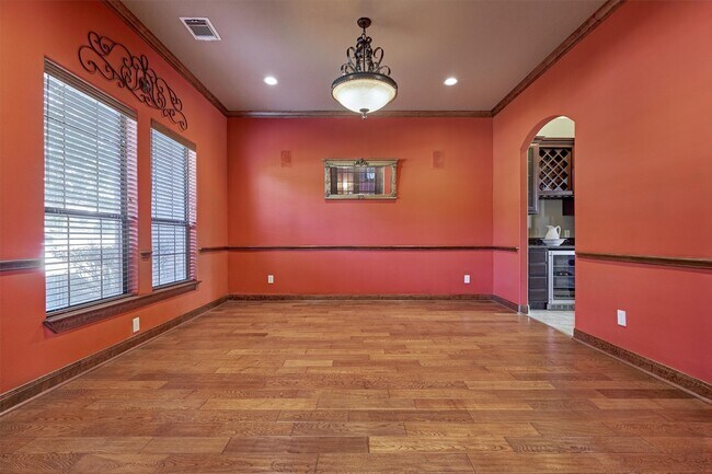 Building Photo - 388 Berkley Dr