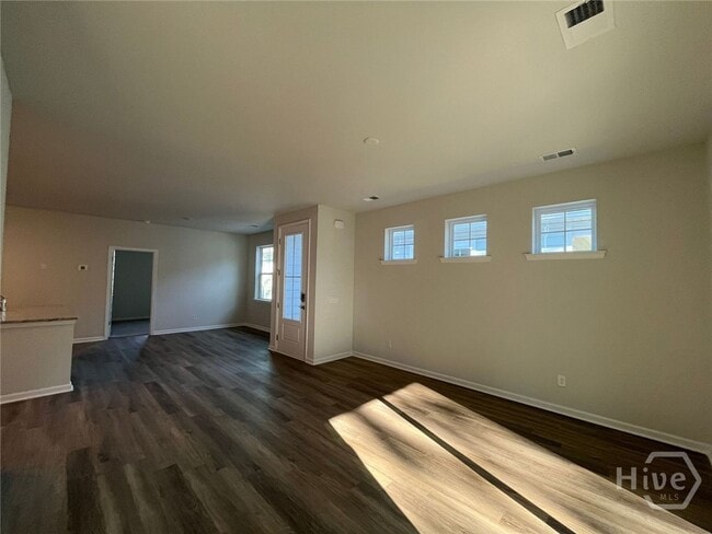 Building Photo - 149 Holloway Hl