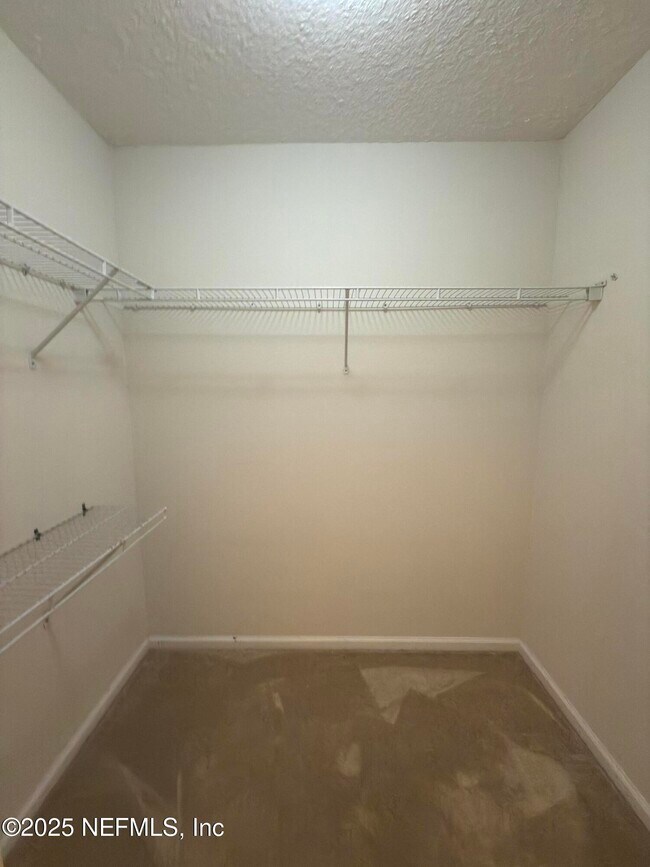 Building Photo - 1324 Wekiva Way