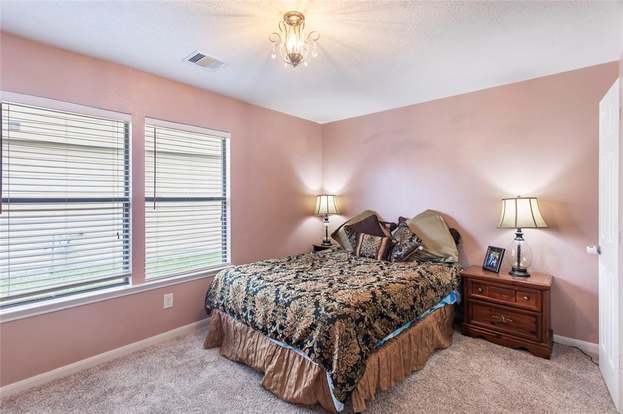 Building Photo - 18703 Brown Redbud Ct