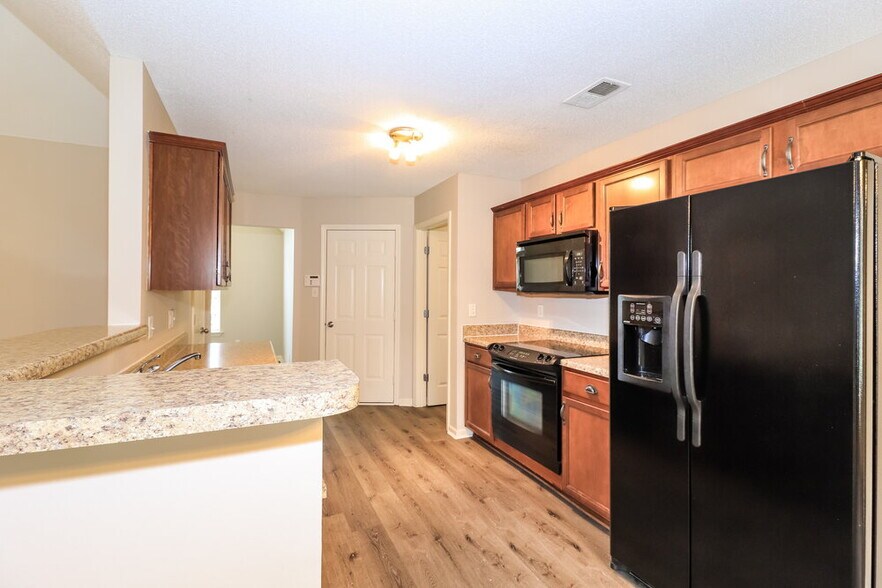 Building Photo - 8347 Wild Dune Ln