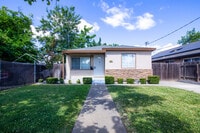 Building Photo - ALF OFF One Month’s Rent! Updated 3BR Home with Garage & Yard – Prime Sacramento Location