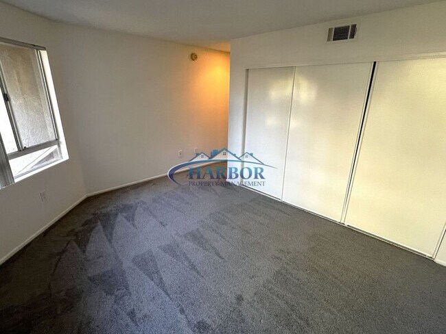 Building Photo - 1445 Brett Pl