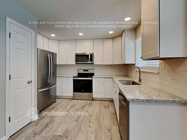 Building Photo - 4348 Excursion Dr