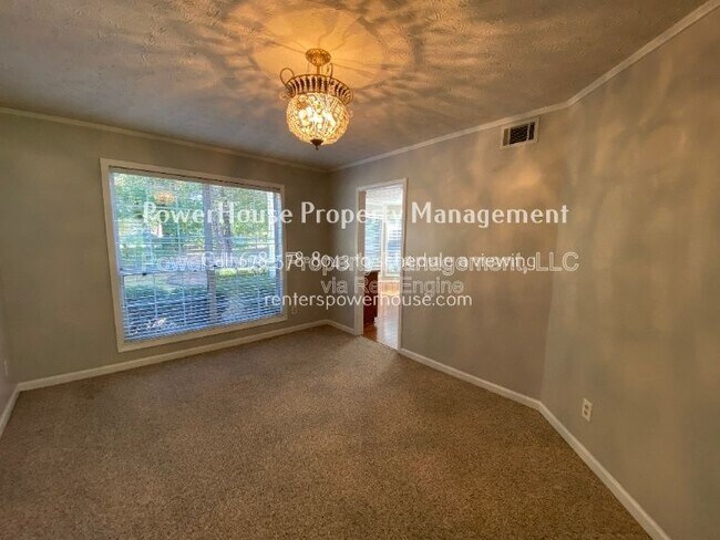 Building Photo - 605 Suwanee Lakes Cir NW
